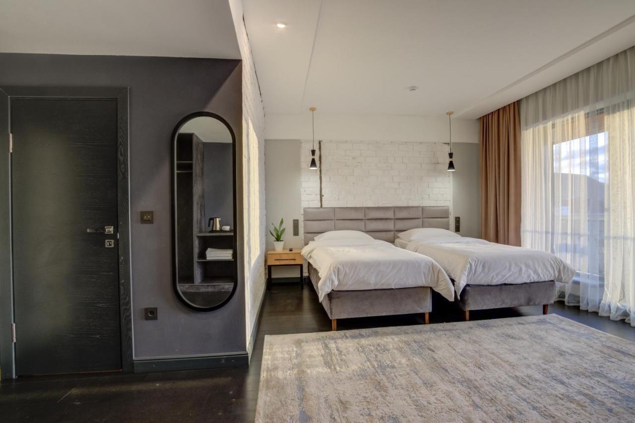 Olimp Hotel Bosteri Buitenkant foto